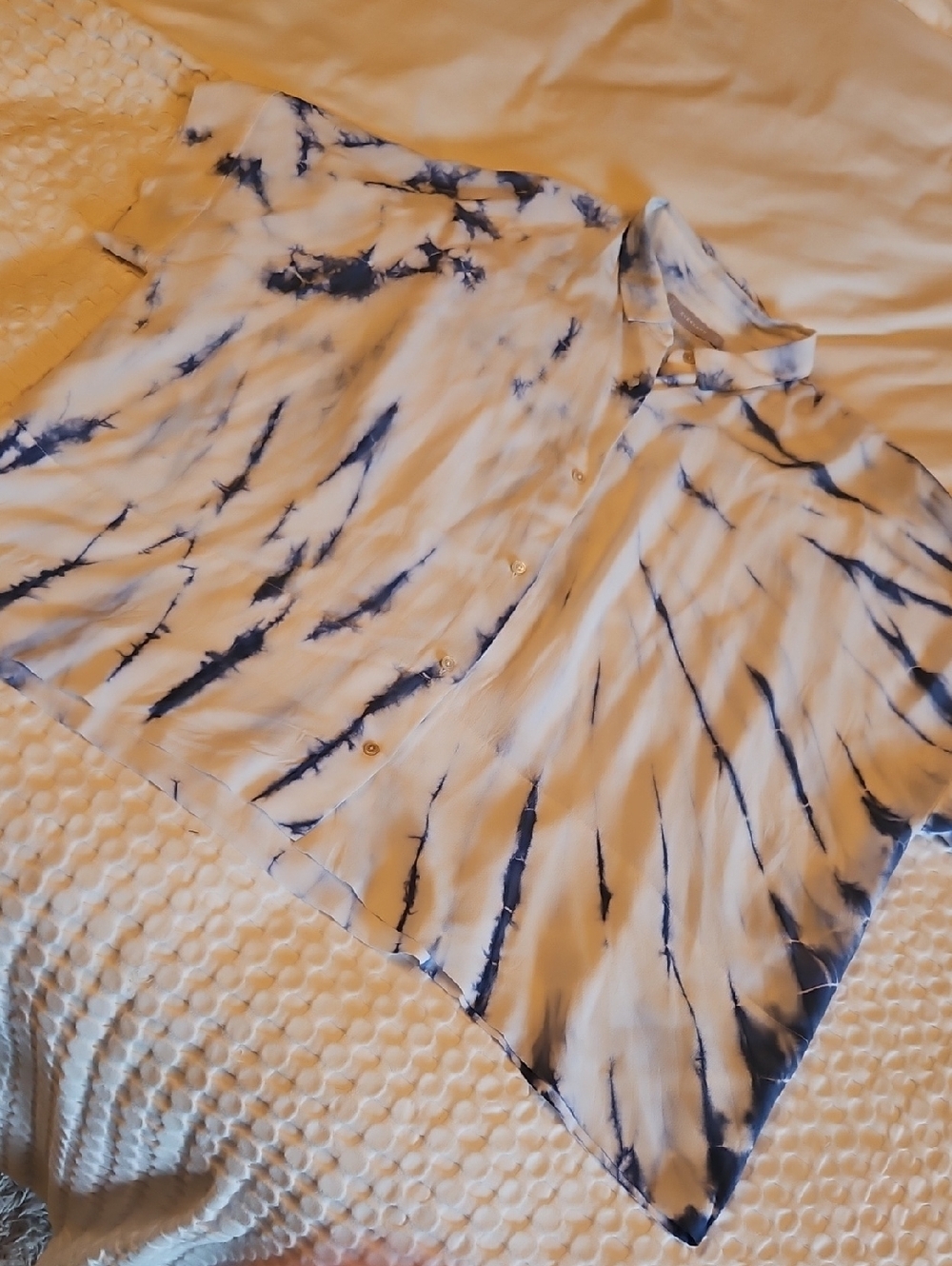 Women's Blue and White Tie-Dye Button-Up Shirt Everlane Xl